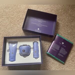 BRAND NEW Tatcha Dewy Skin Essentials Gift Set